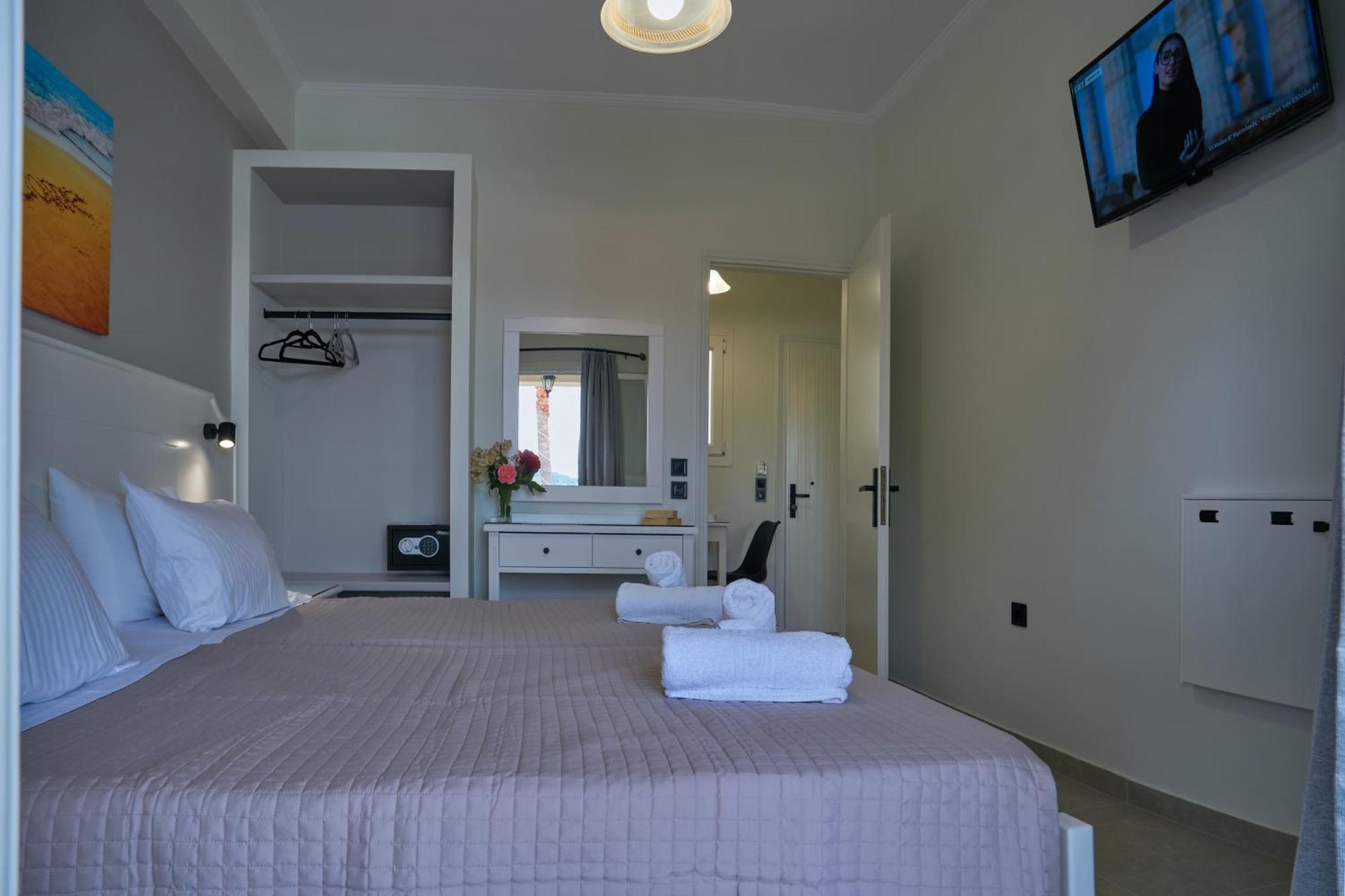 Fiona Apartments Roda  Bagian luar foto